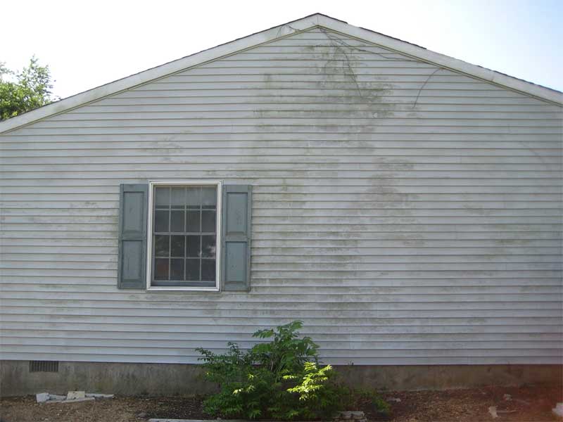 Siding wash before, Grime Busters Power Washing