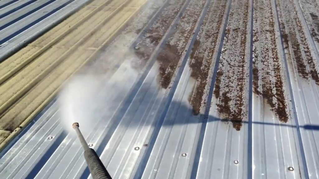 Roof Power Washing Baltimore MD – Why Roof Cleaning Needs The Right Approach